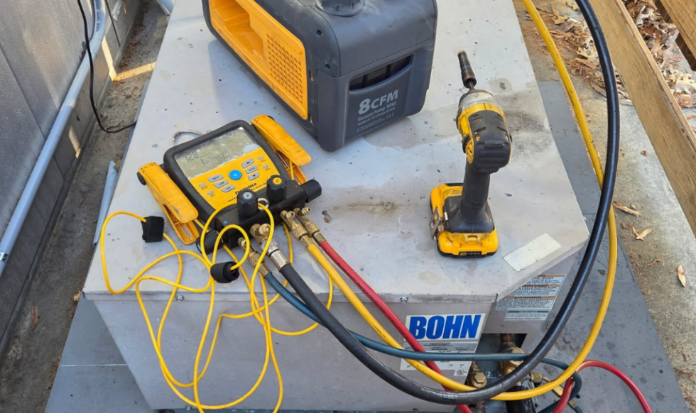 Professional HVAC diagnosing tools refrigeration
